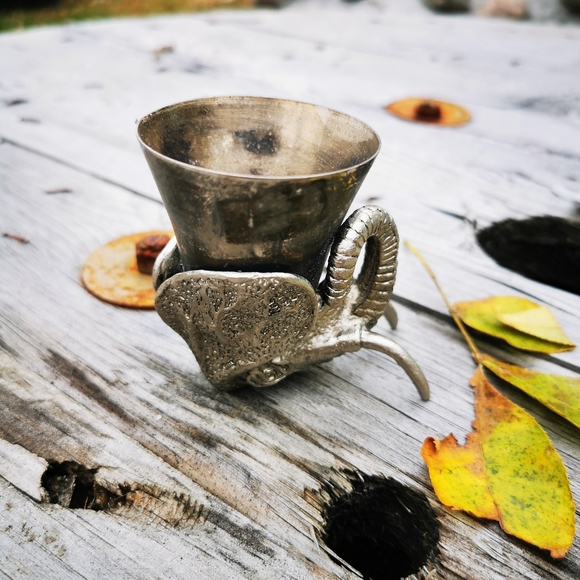Vintage Pewter Elephant Wine Bottle Topper Shot Glass - Picture 9 of 14